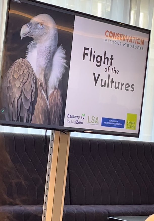 Many thanks to our hosts @HoganLovells and all the people who turned up to support @sachadench and back our new campaign to highlight the problems faced by vultures, and work on solutions together. Press releases to follow. #FlightOfTheVultures #TogetherWeFly @JoannaLumleyUK