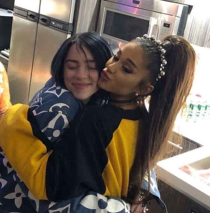 izzy🌙 tweet media