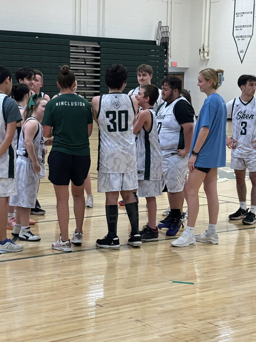 Great seeing our players giving back in their free time. Kate Milham helping out with our unified team and Gi Winter assisting a practice with our MS AAU team.