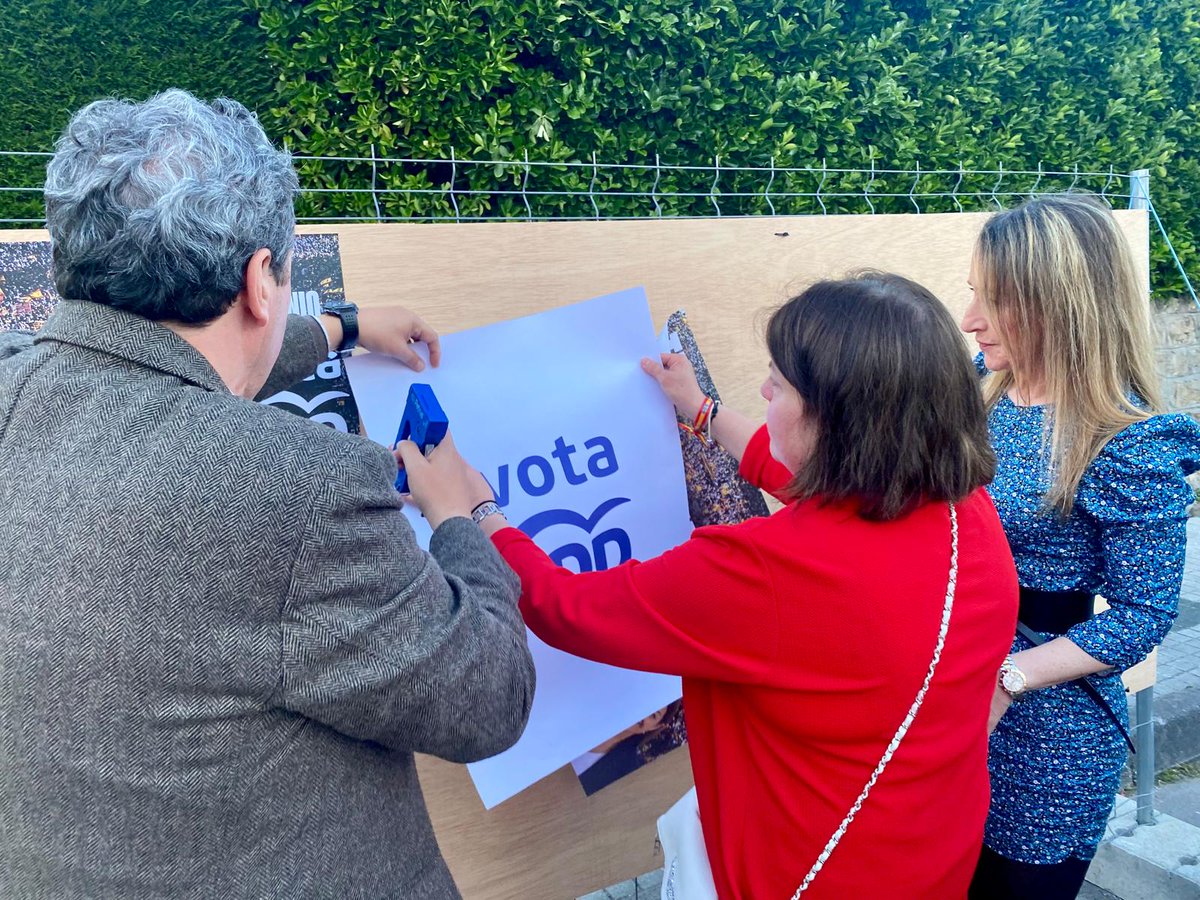 👉 El @ppopular tiene un proyecto para #Cantabria, para España y para Europa. 

📸 Esta tarde con los vecinos de Polanco

🇪🇺 #TuRespuesta es el PP 🗳️ #VotaPP