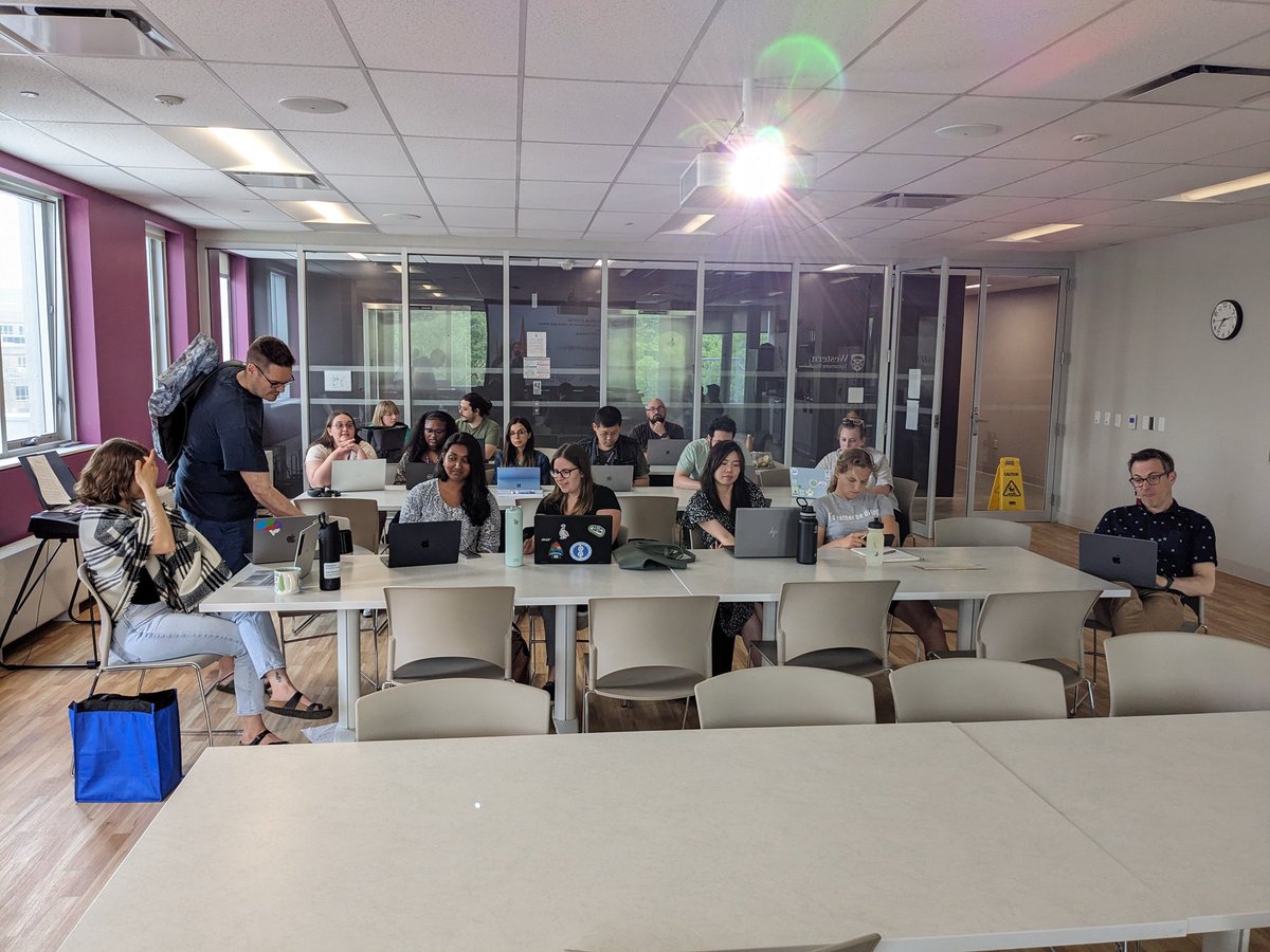 CnspWorkshop's tweet image. Had a great visit @WesternU with @BButlerTweets talking about visual speech and hosting a TRF workshop. Especially loved meeting with students individually to troubleshoot idiosyncratic TRF issues. Grateful for the opportunity!