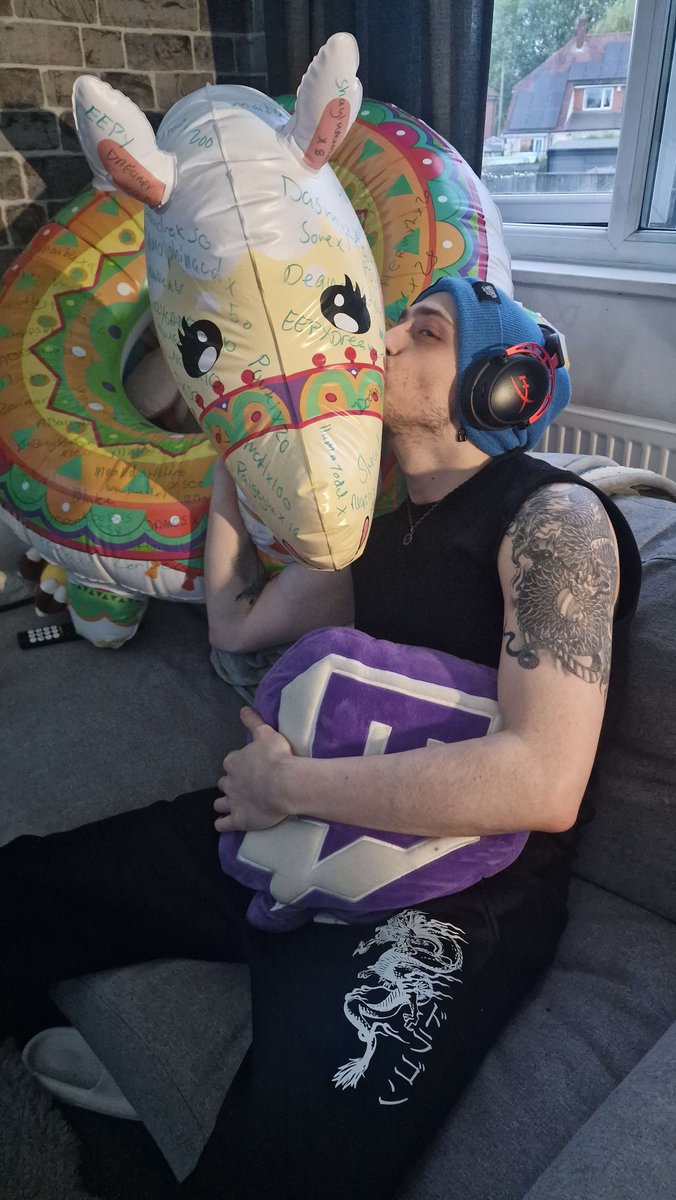 Biggysweats tweet media