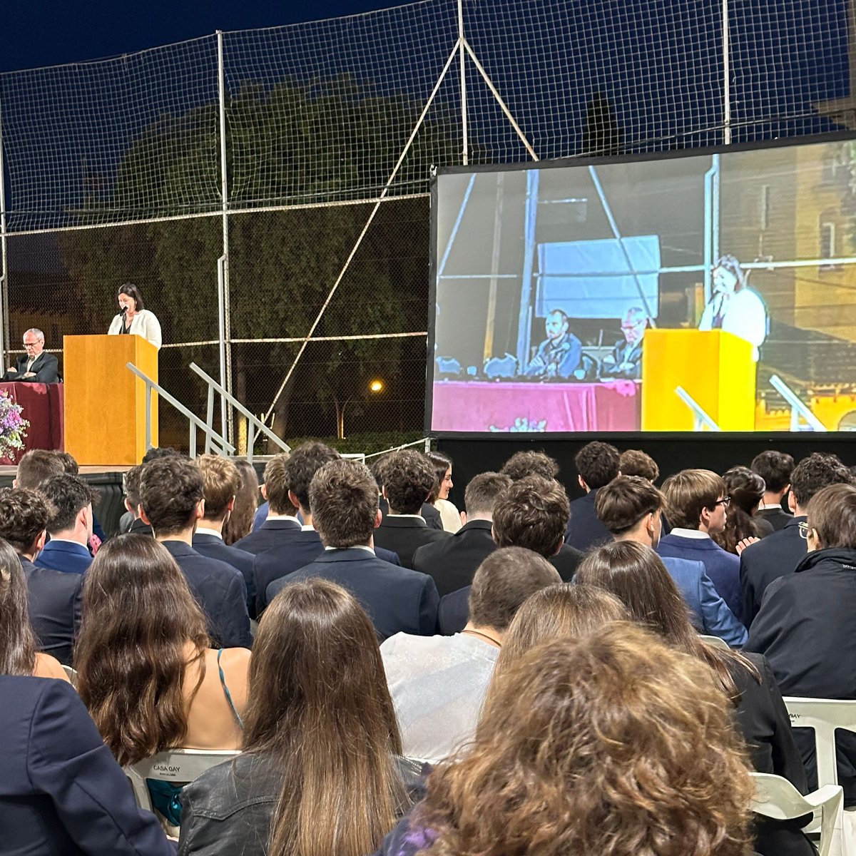 Avui a l’Acte de Comiat de #Batxillerat i #Batxibac, alumnes, famílies i mestres ens hem trobat per dir-nos a reveure. Després de les Mencions, Beques i Matrícules d’Honor han parlat alumnes, famílies i Direcció General de la @fundaciocollserola.
#ComiatBatxFC24 #CreantEscola