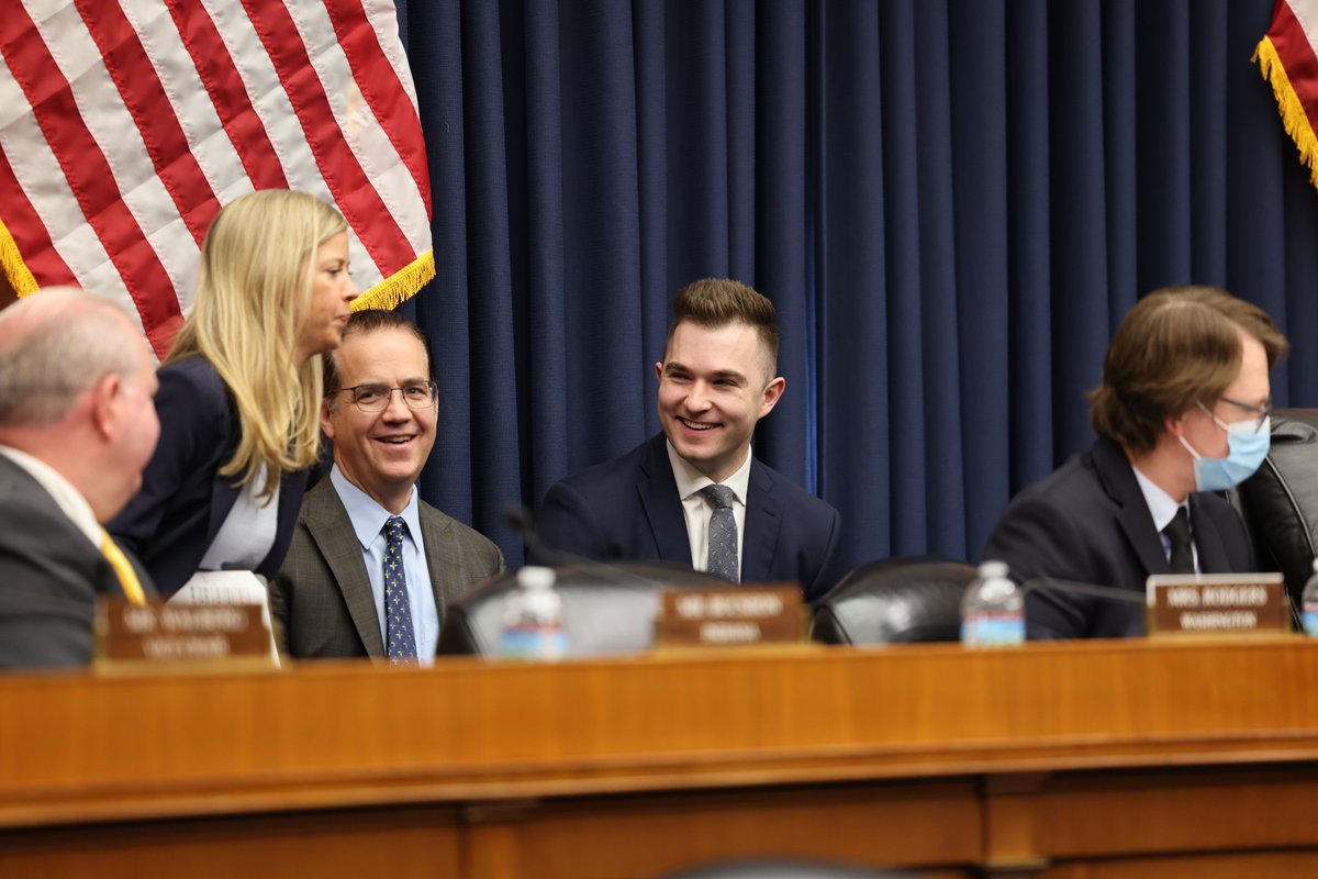 Michael Cameron🌐 tweet media