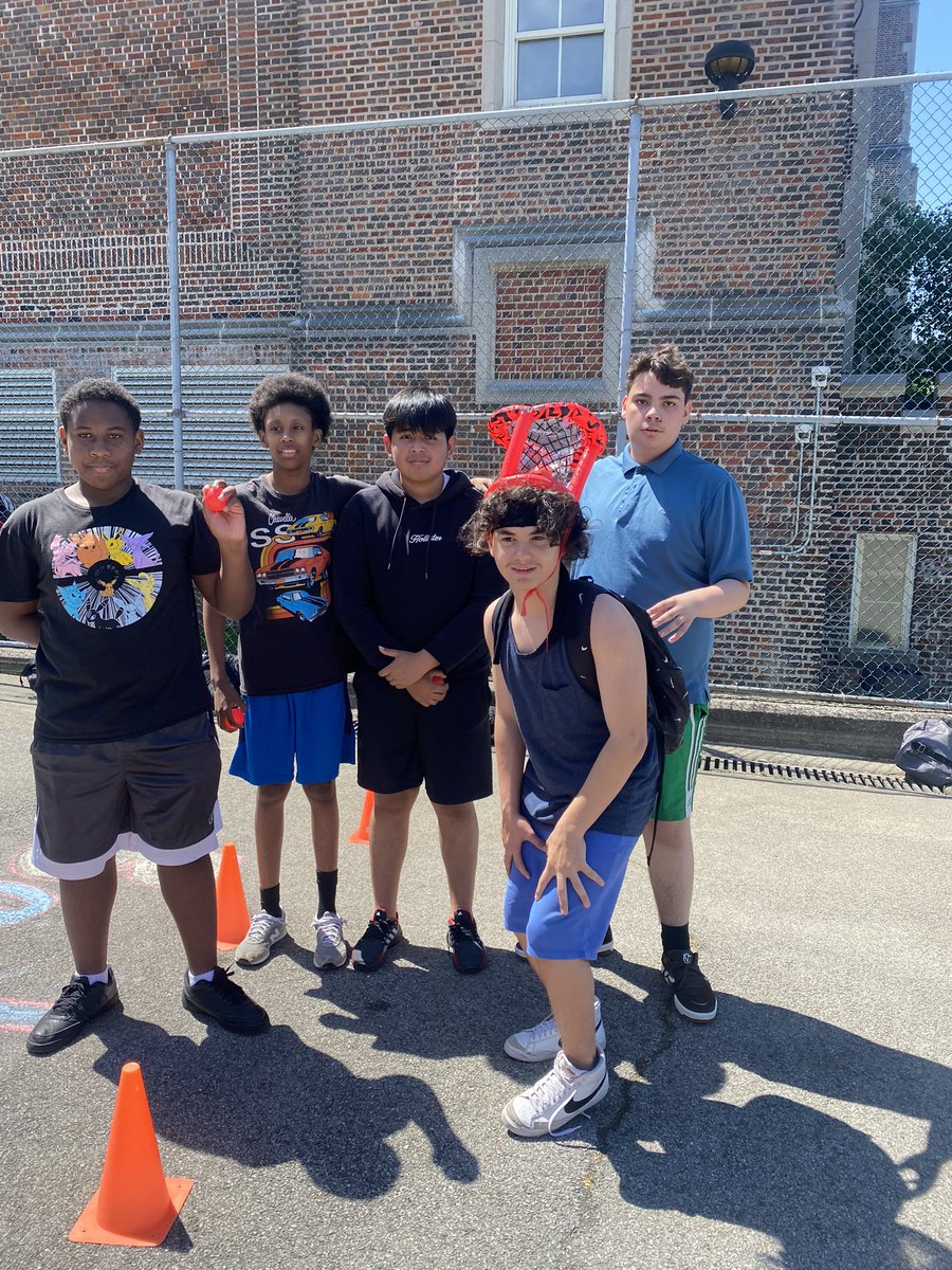 ArenasMrs's tweet photo. Field day was a success https://t.co/T6ijW5jQmw