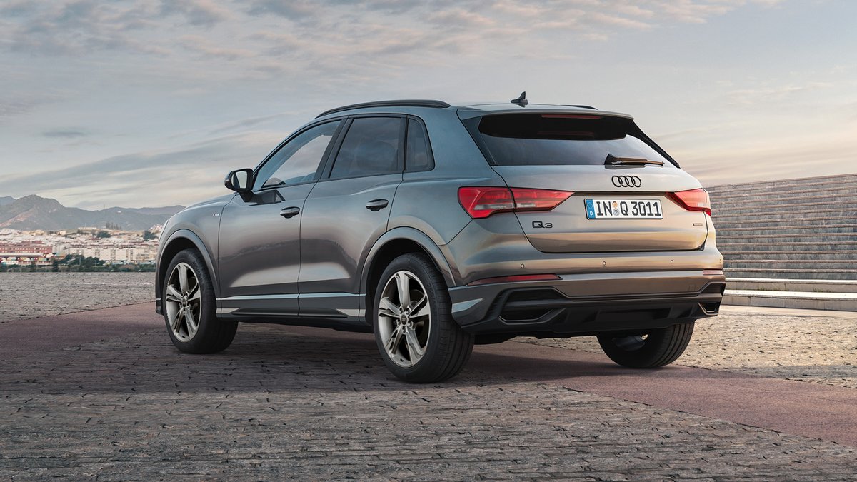 AudideMexico's tweet image. El Audi Q3 resalta con claridad gracias a su diseño exterior progresivo y a su dinamismo en el camino.

Descubre todos sus detalles en: bit.ly/45cem6g

#BeyondImagination
#FutureIsAnAttitude
#ProgressYouCanFeel