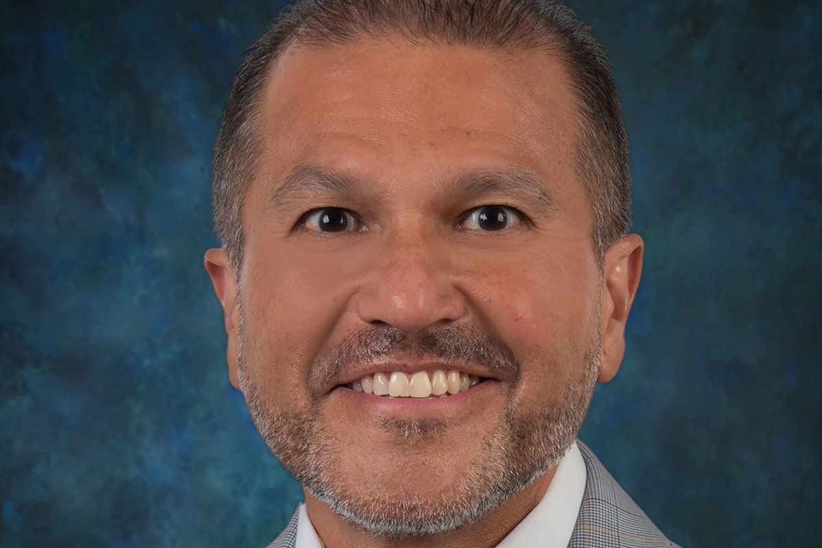 Congratulations to the newly named principal of @CypressParkHS, Dr. Michael Contreras! cfisd.net/site/default.a… #CFISDspirit 🎉