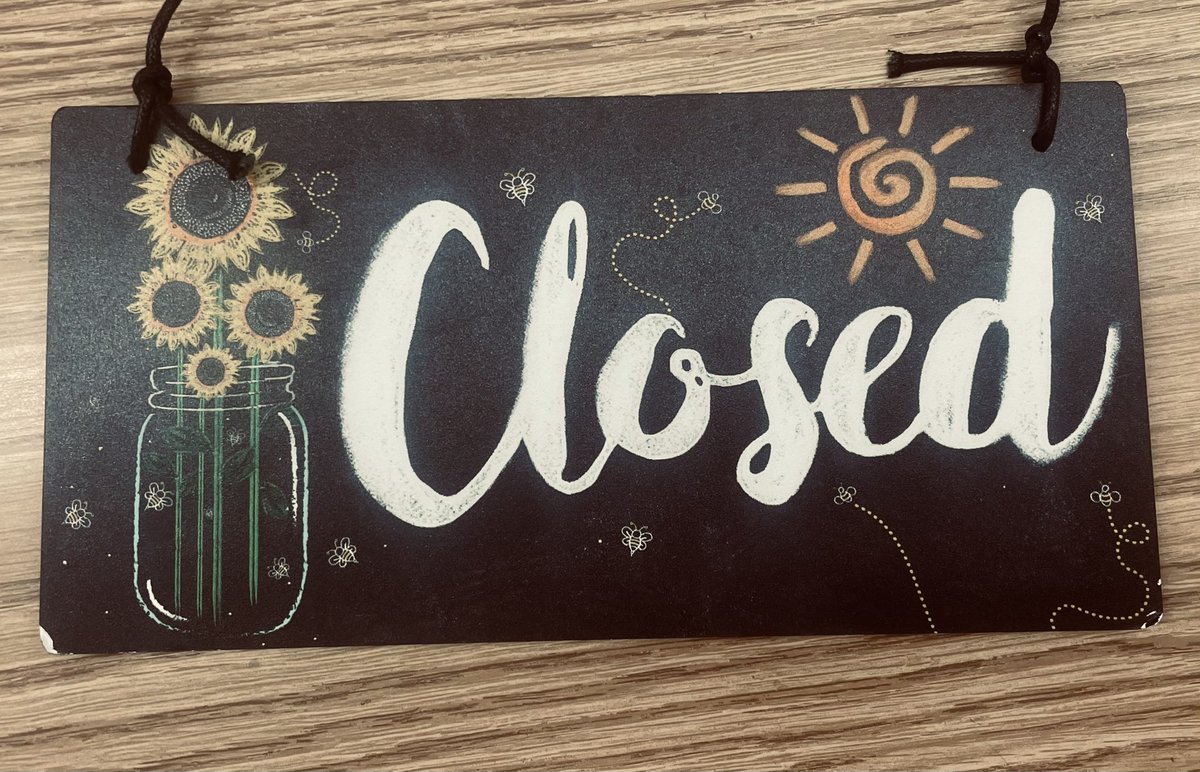 Kat Pettit (@thefestivelibrn) on Twitter photo Bye kiddos... I'm going to miss all my Chargers π«ΆβοΈHave a great summer and can't wait to meet my Bulldogs in August!!!  Read books, be kind, stay weird! Bye kiddos... I'm going to miss all my Chargers π«ΆβοΈHave a great summer and can't wait to meet my Bulldogs in August!!!  Read books, be kind, stay weird!