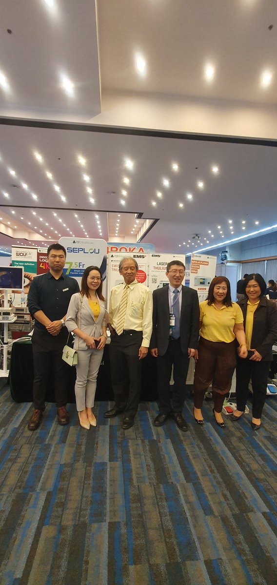 ThawornP tweet media