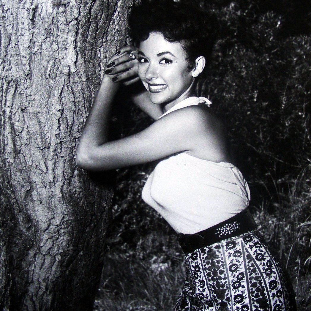 #RitaMoreno