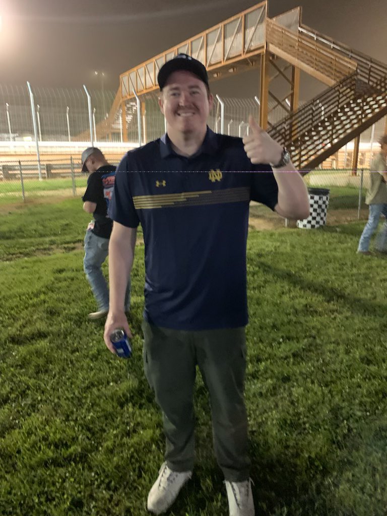 Special welcome to @Shanemgillis who is taking in some racing action tonight at Williams Grove Speedway! Shane is a Mechanicsburg native and now has his own special out on Netflix!