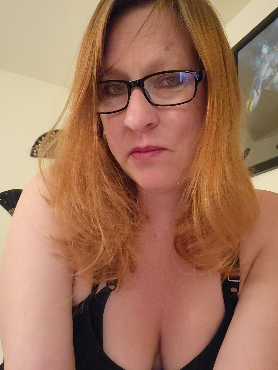 Rachael. Fuck ICE. Fuck MAGA #HandsOff tweet media