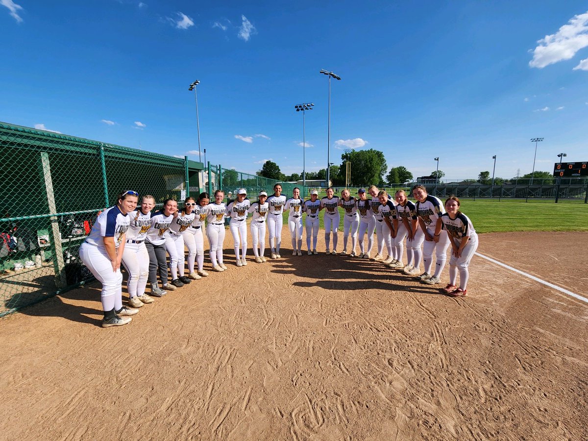SECTIONAL CHAMPS!!! <a href="/nphs_athletics/">NPHS Athletics</a> <a href="/IndStSoftball/">Indiana State Softball</a> 💙🥎💛