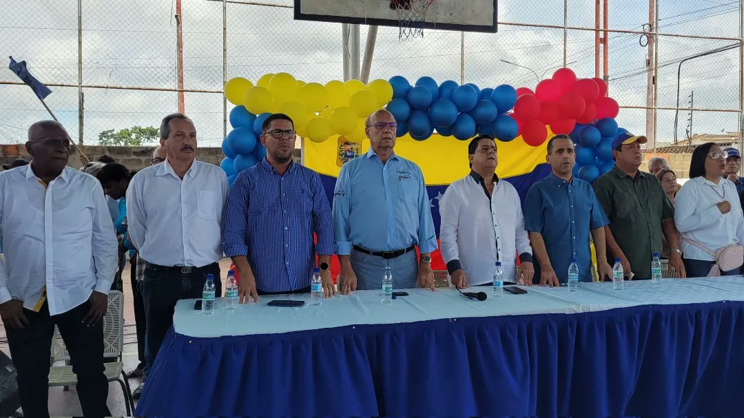 secorgadmonagas's tweet photo. #24May | Juramentación del Comité Ejecutivo Seccional Monagas en resistencia, con organización y trabajo por Venezuela y la democracia. https://t.co/qzPYh56ba5