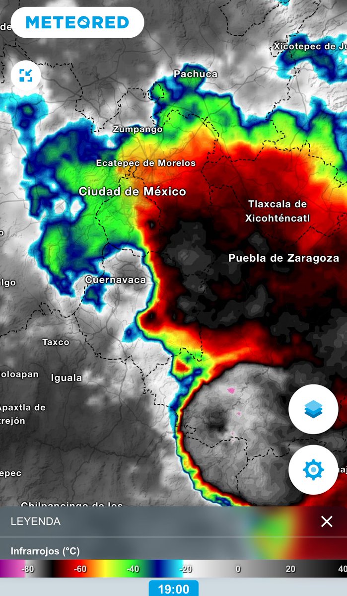 🔴⛈️Una extensa zona de lluvias y tormentas abarca desde el norte de EdoMex en Presa Huapango, cruzando hacia CDMX con granizadas en la zona sur, hasta Morelos y Guerrero Justo, las lluvias, granizo y ráfagas de viento se presentan ⚠️Calor, relieve y divergencia por anticiclón