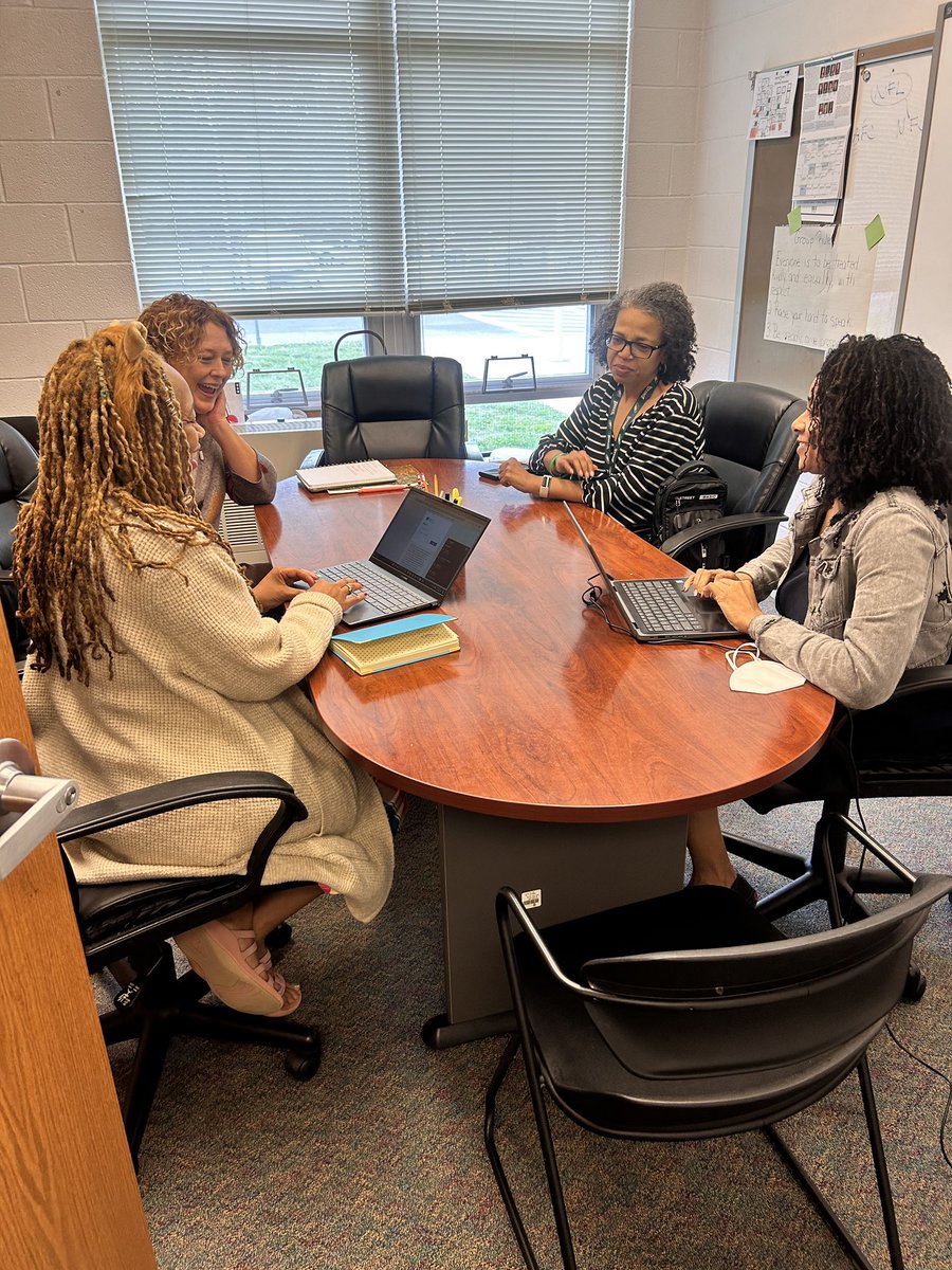 I had a great visit this week from Kelli Ridgeway, Program Manager @move_thisworld 🥰We discussed my school success and future plans. A very productive meeting with Ms. Lugo and Ms. Towns. Excited for what's ahead! #Education #FuturePlans #SEL
