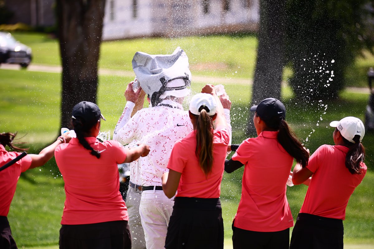NATIONAL CHAMPS!! ⛳️🔥 Today, the Carnegie Mellon University women's golf team brought home the @NCAA Division III Championship title! This marks the first women's championship in university history! 🏆 #TartanProud Results: ➡️results.golfstat.com/public/leaderb…