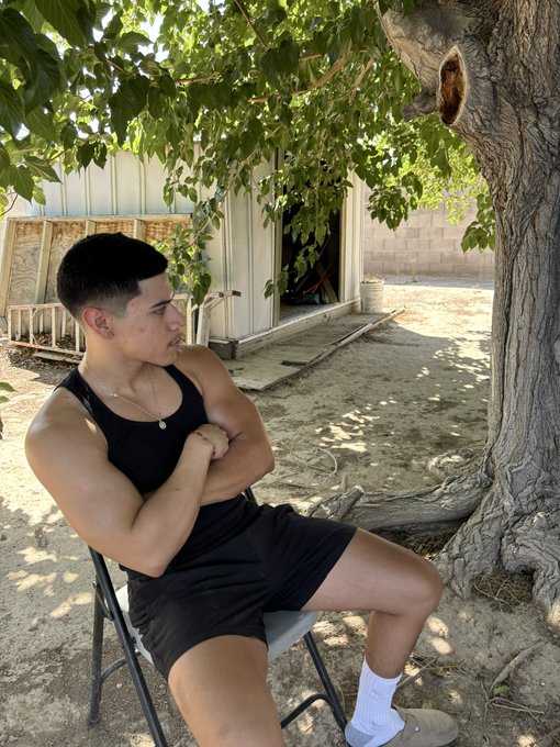 Watch 💌's leaked NSFW photo on TwXstars