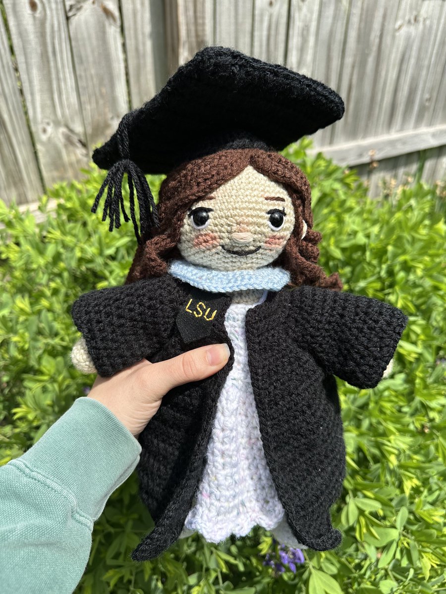 I crocheted my friend 🥺🥺
