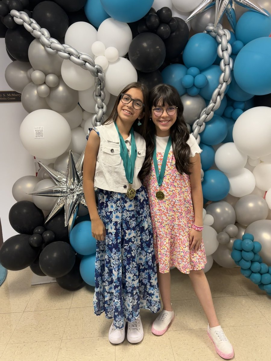 It’s been a year for my, Amelia, but she couldn’t have done it without the nurturing love🫶🏼 from her 4th grade teachers. She was blessed w/two amazing teachers, yet again. She is sad to leave 4th grade because of Ms Durón & Ms. Faivre, thank you for helping Amelia grow 💗