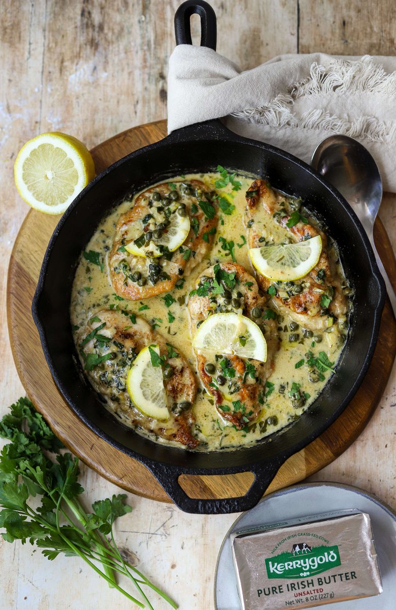 Step up your dinner plans this weekend with this Creamy Lemon Chicken Piccata, packed with rich flavors of creamy chicken, lemon zest, and tangy capers. 

Grab the recipe: kerrygoldusa.com/recipes/creamy…