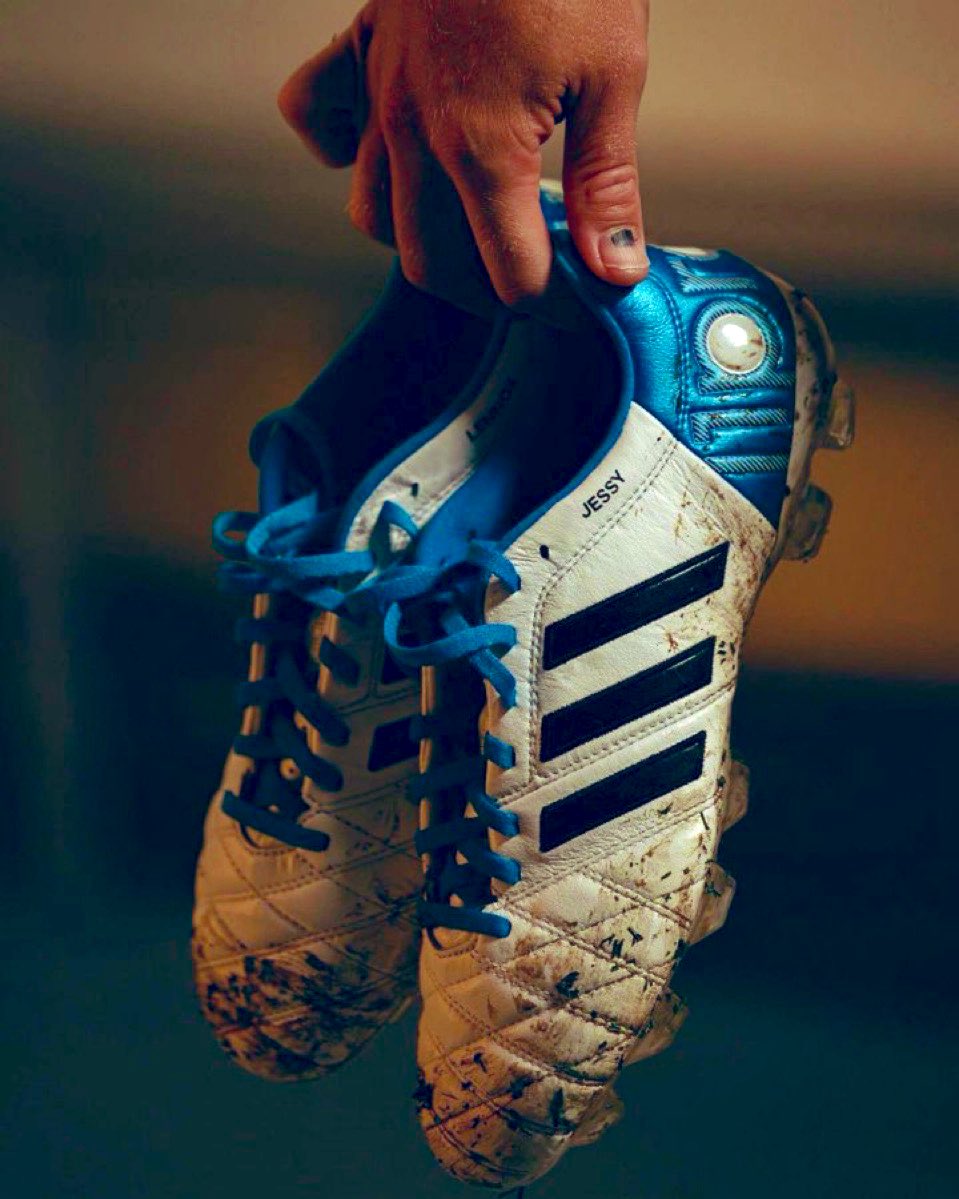 Ya es sábado. 
Llegó el día.

💔