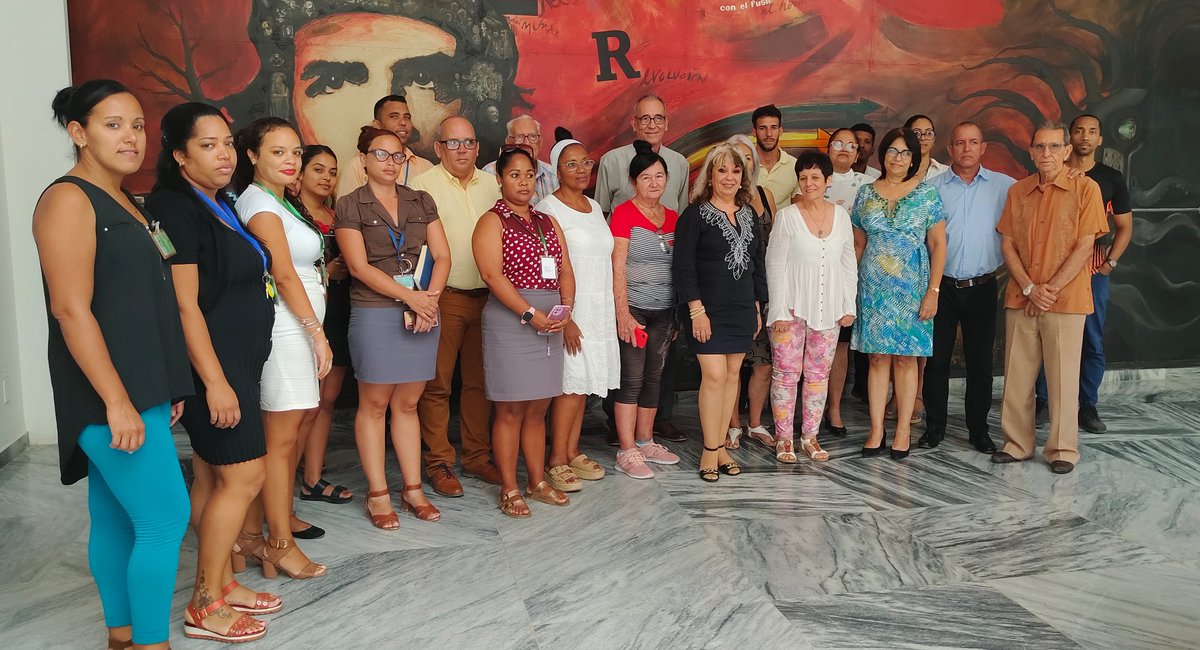Banco Central de Cuba (@bancocentralcub) on Twitter photo 📍 Banco Central de Cuba significa entrega y corazón (I)
👇
bc.gob.cu/noticia/banco-…
#BCC27Aniversario
#BancariosCubanos
✍️ <a href="/AngeldelToro4/">Criollo de Cuba</a> 📍 Banco Central de Cuba significa entrega y corazón (I)
👇
bc.gob.cu/noticia/banco-…
#BCC27Aniversario
#BancariosCubanos
✍️ <a href="/AngeldelToro4/">Criollo de Cuba</a>
