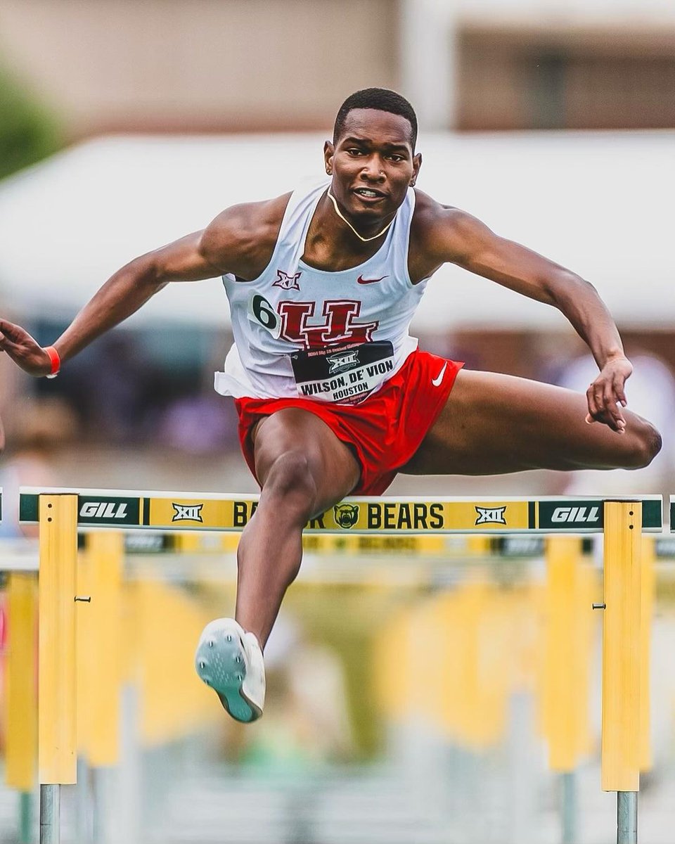 De'Vion Wilson 🇺🇸 powered to a Personal Best (PB) of 13.24s (+1.8) to win the first quarterfinal of the men's 110mH at the NCAA West Prelims!

He won the race ahead of Jerome Campbell (UNC) 🇯🇲 who ran a PB of 13.30s, while Malachi Snow (San Jose) in 3rd also did a PB in 13.37s.