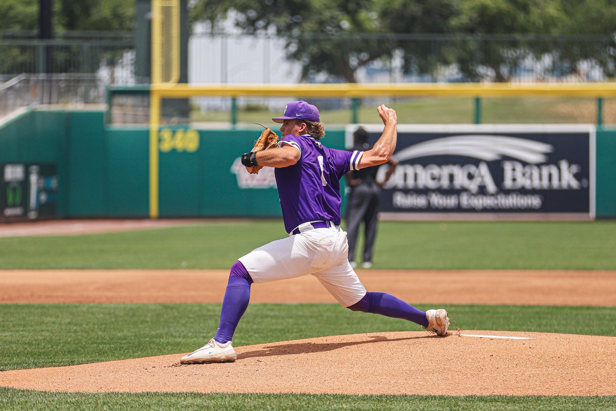 TarletonBase's tweet photo. ON TO THE SHIP BABY ➡️🏅

4-0 in the postseason, only undefeated team left in a tournament we weren’t even picked to be in preseason. https://t.co/szVM1RBg8Z