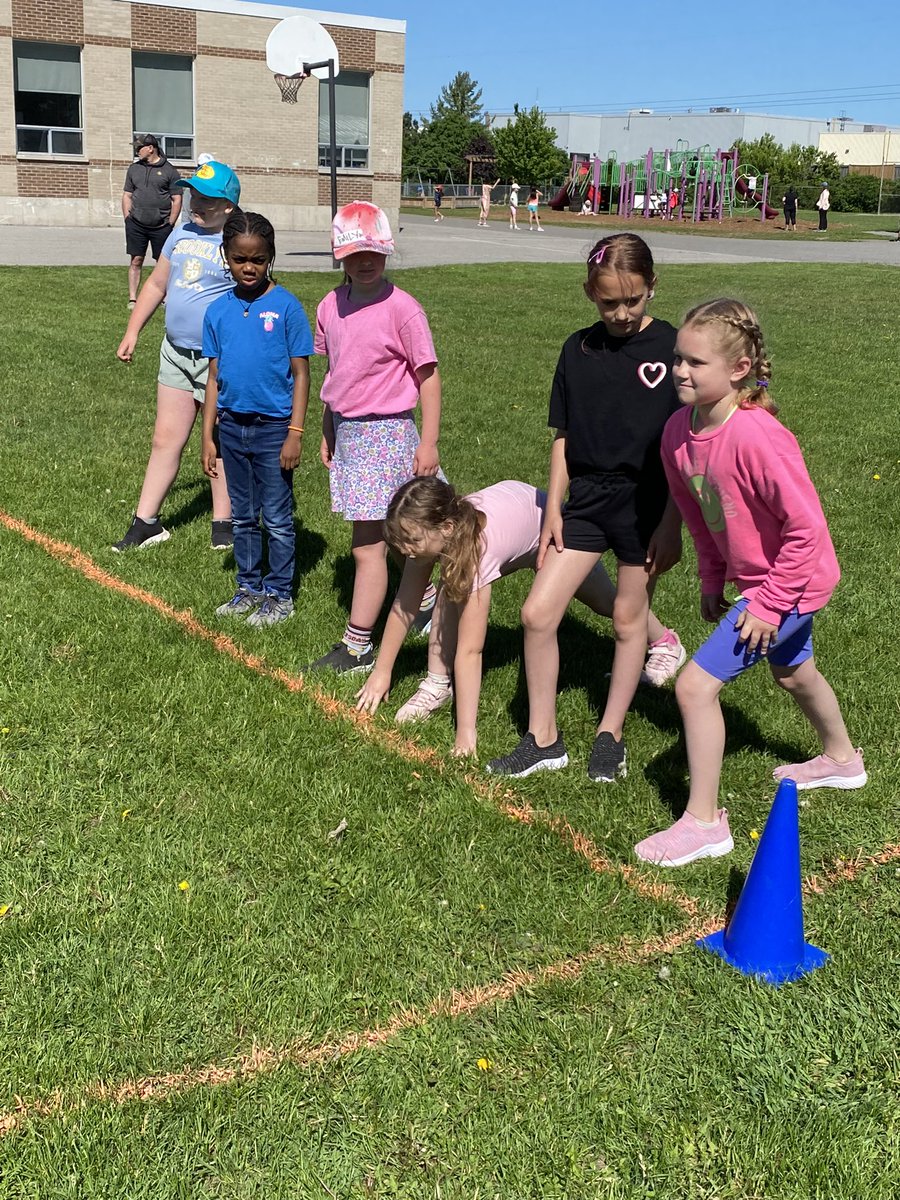 What a perfect day for our Grade 3-4 Track and Field meet. Thank you to all the volunteers who joined us to make this an unforgettable experience for our students.