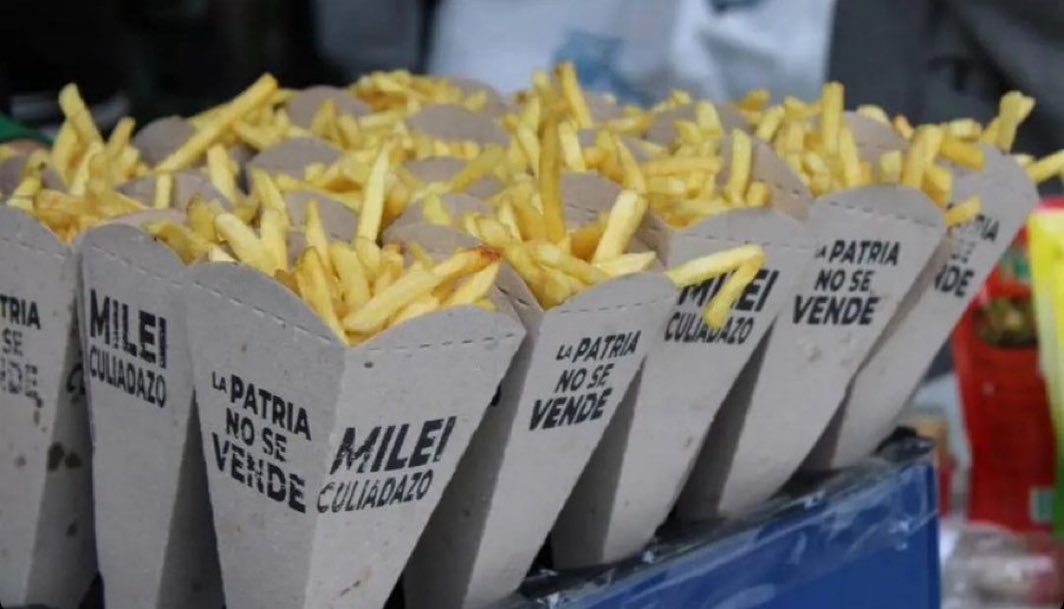 Anti-Milei fries. Capitalism triumphs once again 💪