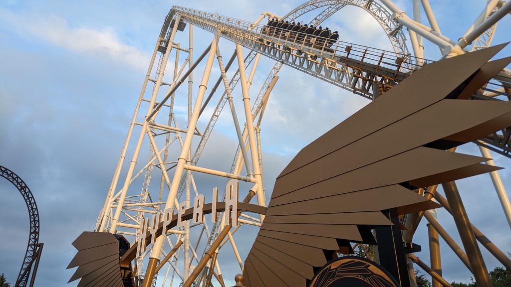 codetocoaster's tweet image. After 3 incredible rides on Hyperia today, I'd say it exceeded expectations! The first drop and stall in particular. Easily the best coaster in the UK by far! Well done @mackridescom @THORPEPARK!