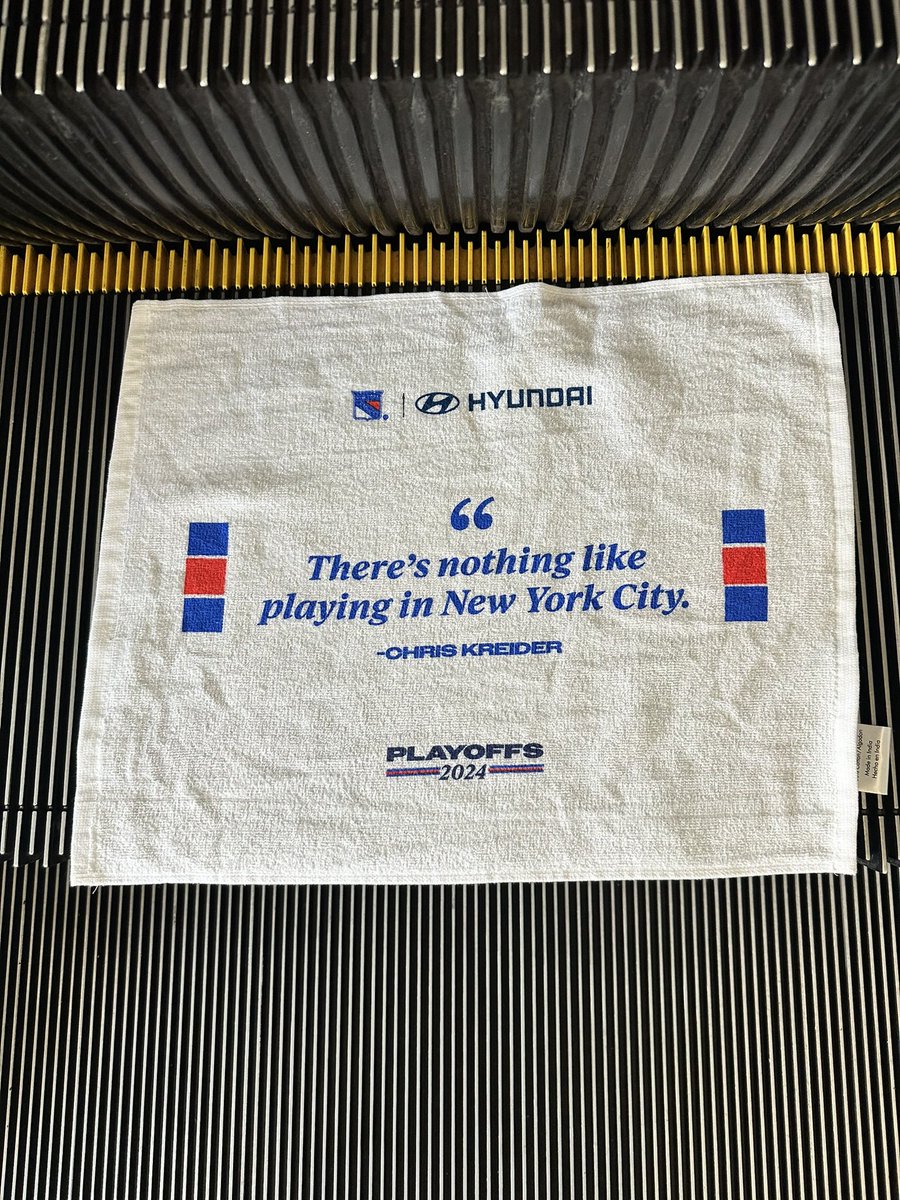 Jonny Lazarus tweet media
