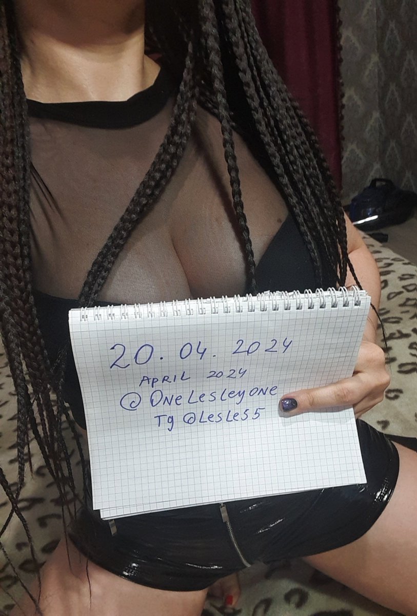 OneLesleyone's tweet photo. ⚡VERIFICATION⚡
    and update about my current hairstyle
💦Every beta boy needs a Mommy to control his devices with #Teamviewer, his porn and dates he gets (with other boys) !!      
forcedbi virgin blackmail exposure phone control debt contract rtgame findom Goddess https://t.co/pnBHekhumG