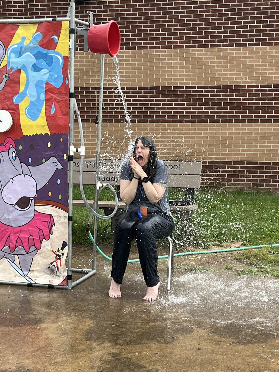 Sandy Long tweet media