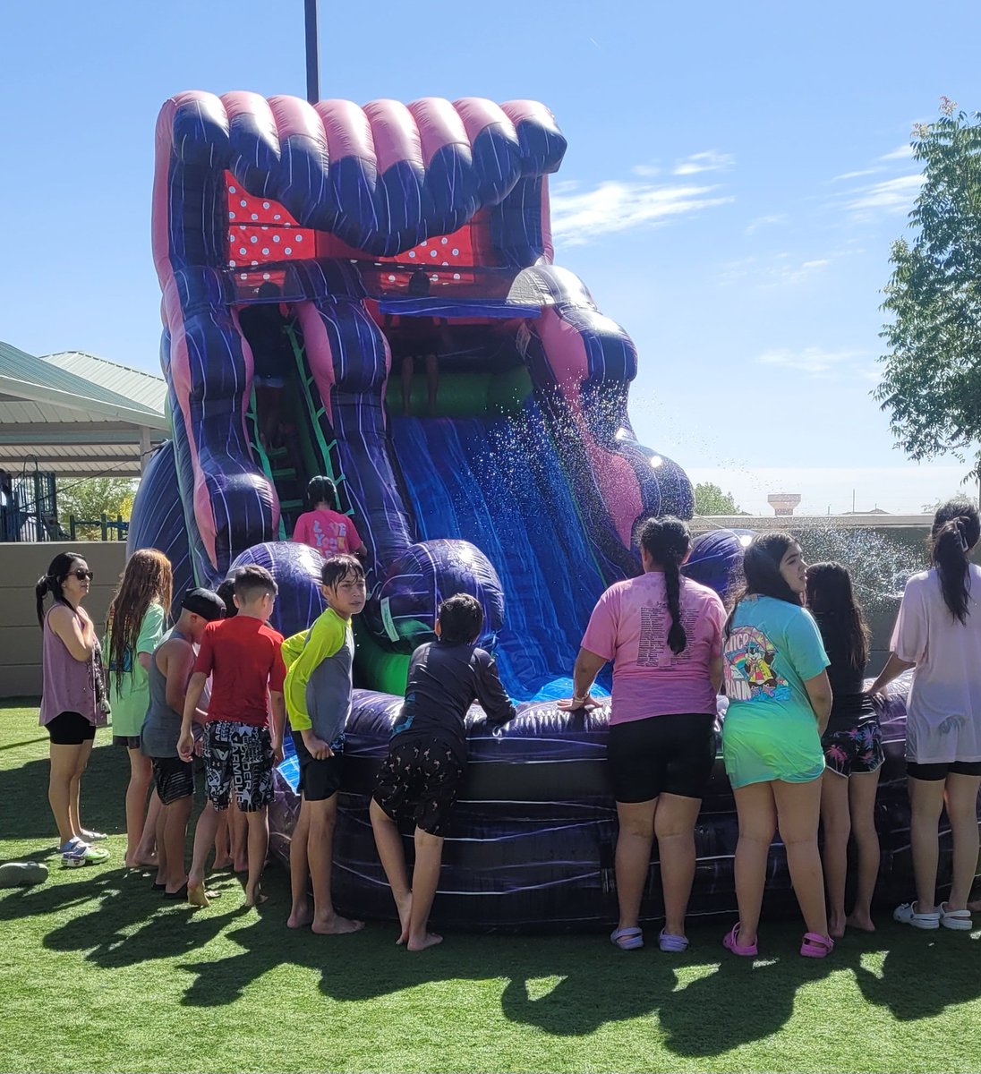 ℂ𝕝𝕒𝕦𝕕𝕚𝕒 𝕋𝕖𝕝𝕝𝕖𝕤 🌵 tweet media