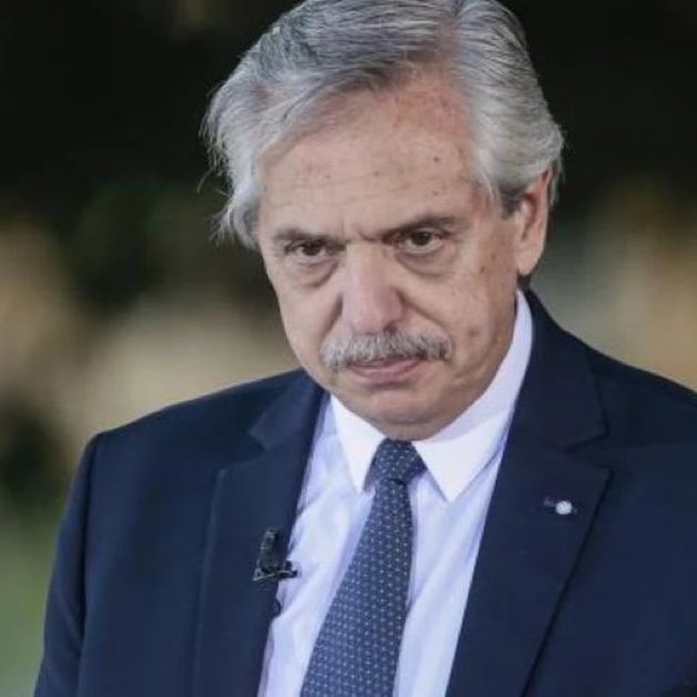 peladodelatv's tweet photo. ‼️ ¿Alberto Fernández fue el peor Presidente de la democracia? 👇🏼   

1- Si  ✅
2- No ❌ https://t.co/DOfSzW1sa2