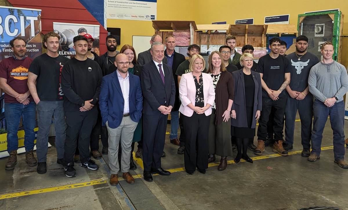 Skilled trades professionals praise the TradeUpBC website as a one-stop shop for tradespeople to explore educational opportunities from post-secondary institutes across BC. Read More: tradeupbc.ca/news/tradespeo… #TradeUpBC #SkilledTrades #SkilledTradesCareers #SkilledTradesBC