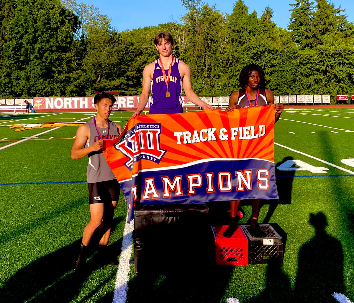 JoJo Bracken finishes 2nd in the 200m earning All-County Honors! 
<a href="/MineolaAD/">MineolaAthletics</a> <a href="/MineolaUFSD/">Mineola UFSD</a>