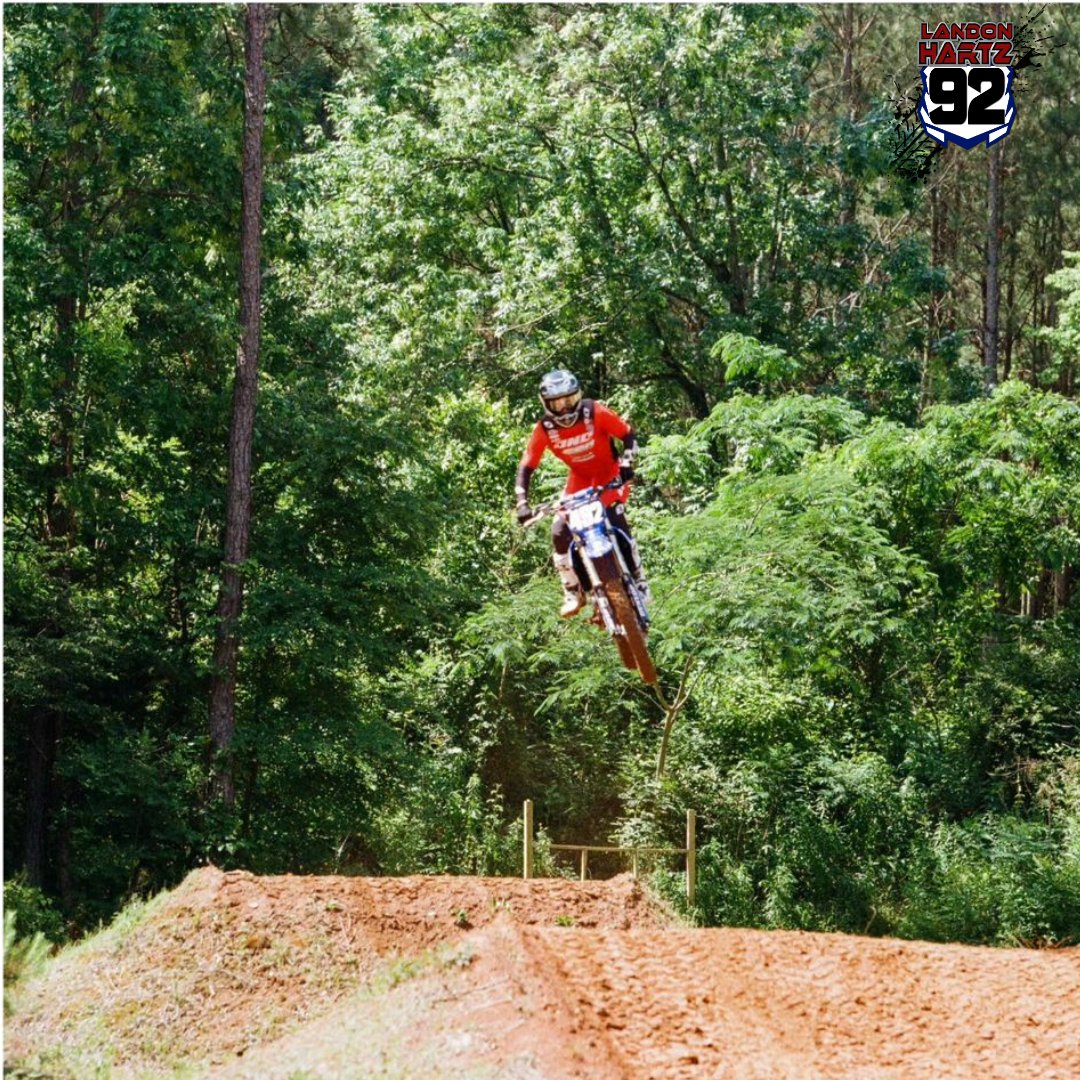 LandonHartz92's tweet photo. ๐ธ TooWAYMedia
#LandonHartz #ChelseaAL #Alabama #BirminghamAL #Motorsports #Motocross #blucru #ShelbyCountyAL #AlabasterAL #AtlantaGA #InvernessAL #GardendaleAL #HooverAL #CaleraAL #IrondaleAL https://t.co/UWr0bhYqdz