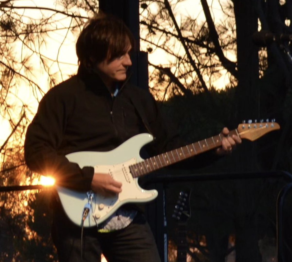 🎸 🎸 Guitar Heroes Incoming!! Get Ready to Rocke!!! 🎸 🎸 

World-renowned blues rock guitarist  <a href="/garyhoeyband/">Gary Hoey</a> is BACK on Friday, June 7th this time he's rocking Hermosa w/ <a href="/curtisguitar/">curtisguitar</a>!
Come catch these riffs! 👀 

Tickets &amp; Info ➞ fanlink.tv/GaryHoeySR