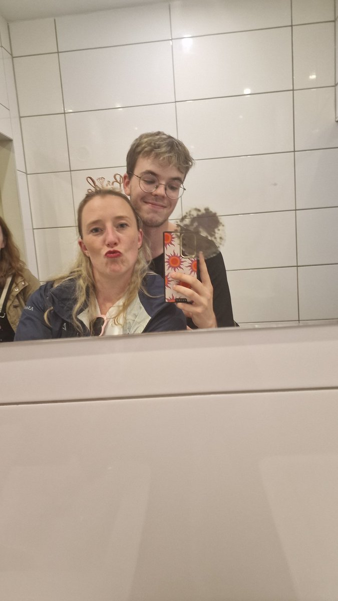 epidamiens ziekenhuis era tweet media