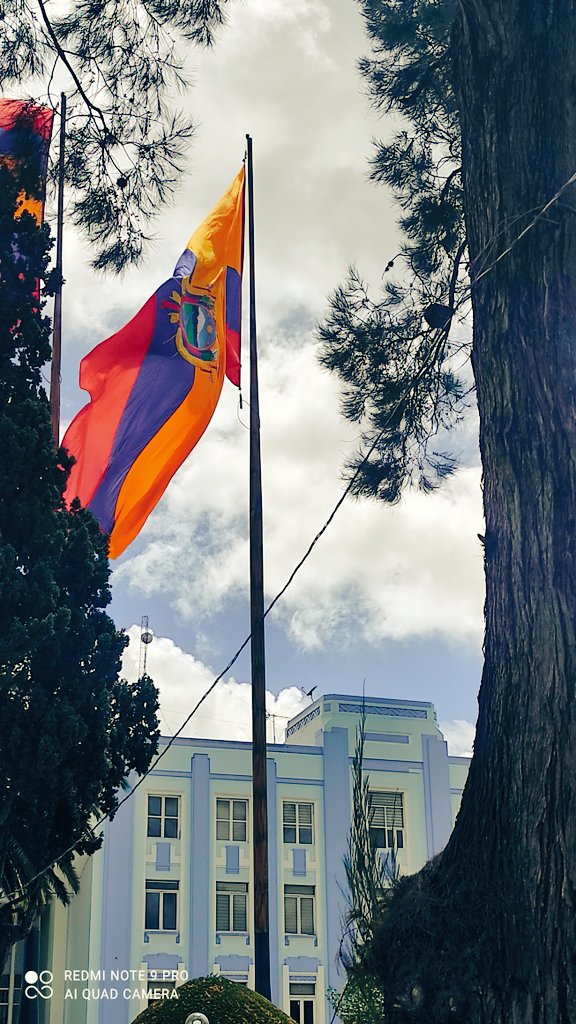 Jabec92's tweet photo. #BatalladelPichincha
#24deMayo
La conmemoración, también tiene que hacernos patriotas, y si es que no nace en tí un mínimo lo más diminuto de este sentimiento, entonces Fallamos en Cívica https://t.co/Iul1mWgKVF