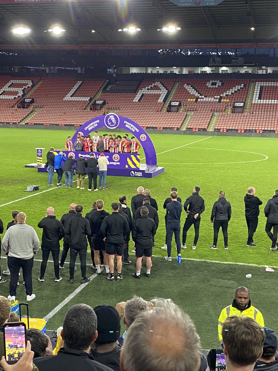 1978Antsmith's tweet photo. Ground 28 of the current 92 Prem and EFL clubs completed, a visit to Bramall Lane to watch Sheffield Utd U21s vs Birmingham City U21s in the final of the PDL. Finished 2-0 to Sheffield. Was an enjoyable game to watch. https://t.co/6EB78FQYJM