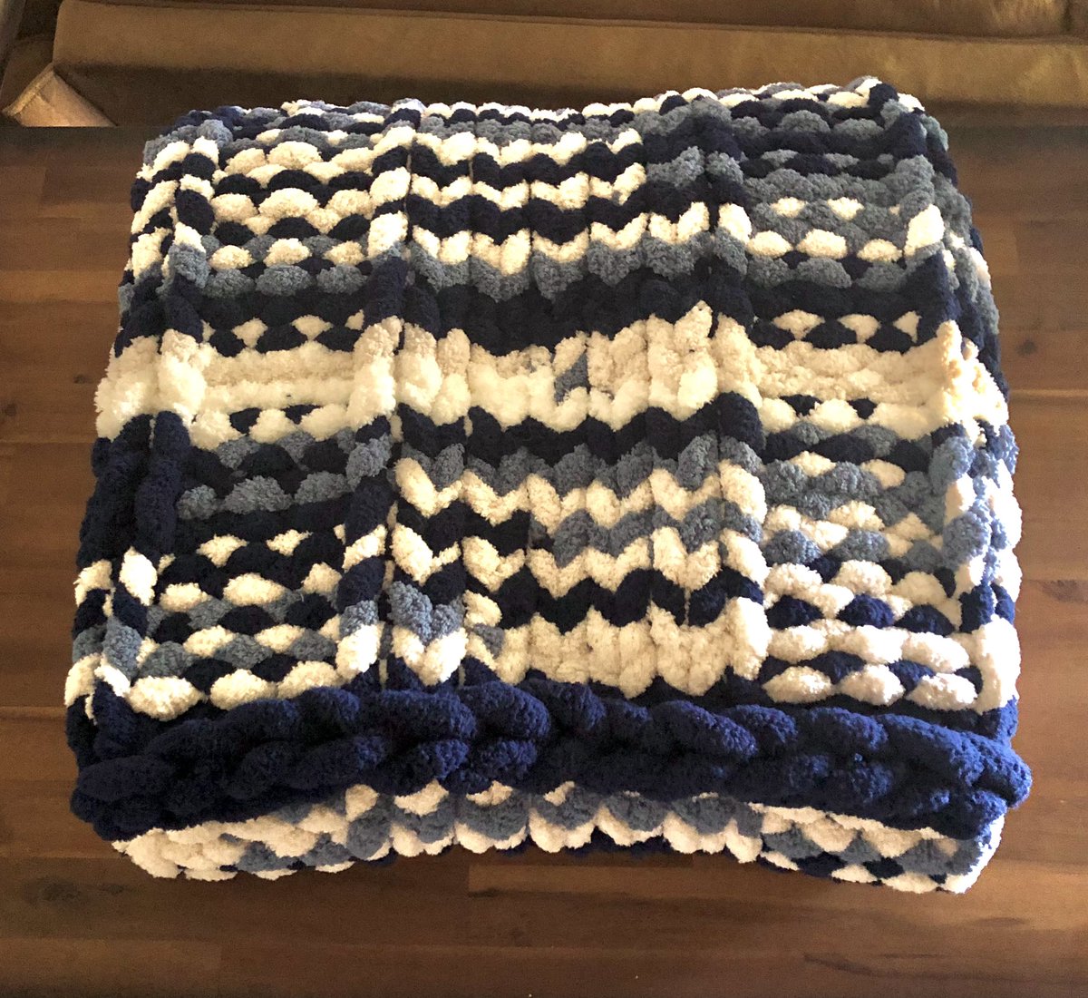 LipsAreMoving's tweet image. I’ve been hand knitting blankets and could use the Sagebrook Home Rustic 6ft Tall Blanket Ladder to display them. #Overstock #OverstockCrazyGoodDeals Thank you