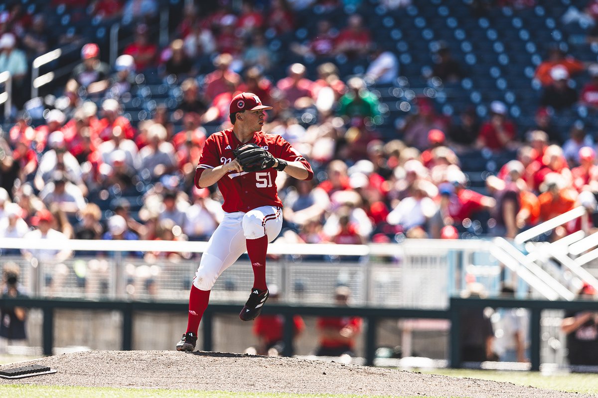 Huskers eliminate Ohio State from Big Ten Tournament dlvr.it/T7MTMM