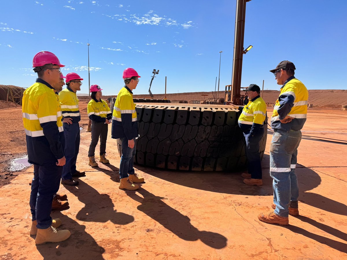 Ambassador Hsu visited Taiwan's #ChinaSteel investment in the Roy Hill iron ore site in WA, which is a joint venture between @ChinaSteelCom , Japan’s Marubeni, Korea’s POSCO, and Australia’s Hancock Prospecting.