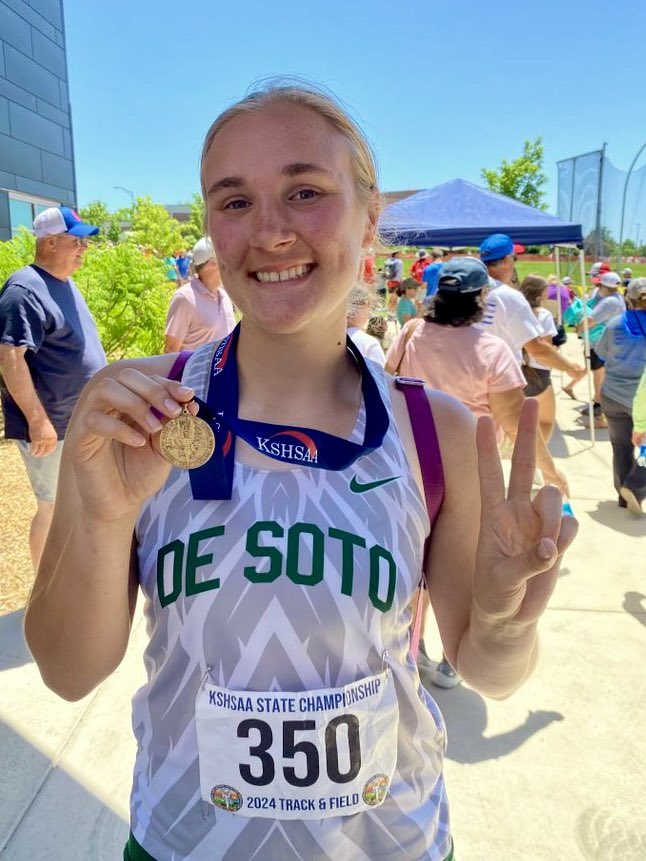 DHS Track & Field (@dhs_track_field) on Twitter photo Cadence Shrout is the 2024 Kansas State Runner-Up 🥈in discus with a personal record distance of 130-0! She also started the meet by singing an amazing version of our National Anthem #GoWildcats <a href="/DeSotoWildcats/">De Soto Wildcats</a> Cadence Shrout is the 2024 Kansas State Runner-Up 🥈in discus with a personal record distance of 130-0! She also started the meet by singing an amazing version of our National Anthem #GoWildcats <a href="/DeSotoWildcats/">De Soto Wildcats</a>