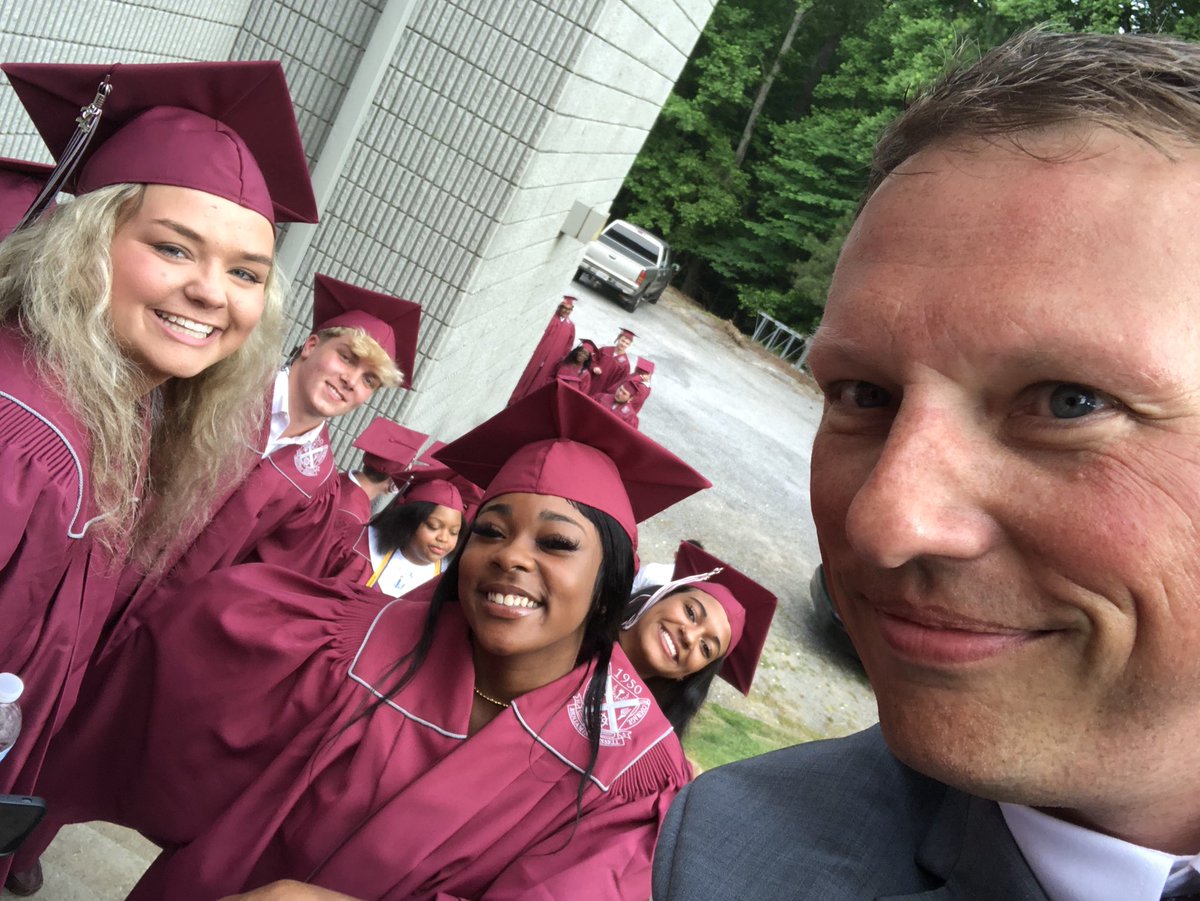 BRHS_Benefield's tweet photo. We Are BR! https://t.co/6KeR8poJsZ