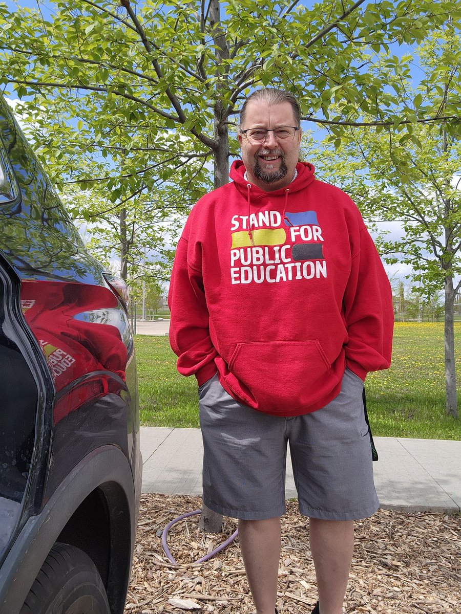 It's like <a href="/demetriosnAB/">Demetrios Nicolaides 🇨🇦 🇨🇾</a>, <a href="/ABDanielleSmith/">Danielle Smith</a> and the <a href="/Alberta_UCP/">United Conservative Party of Alberta</a> think <a href="/AdrianaLaGrange/">Adriana LaGrange</a> was good at math.......she wasn't.
#RedforEdAB

This isn't a new problem, Alberta's teachers and their students deserve better.
StopTheExcuses.ca